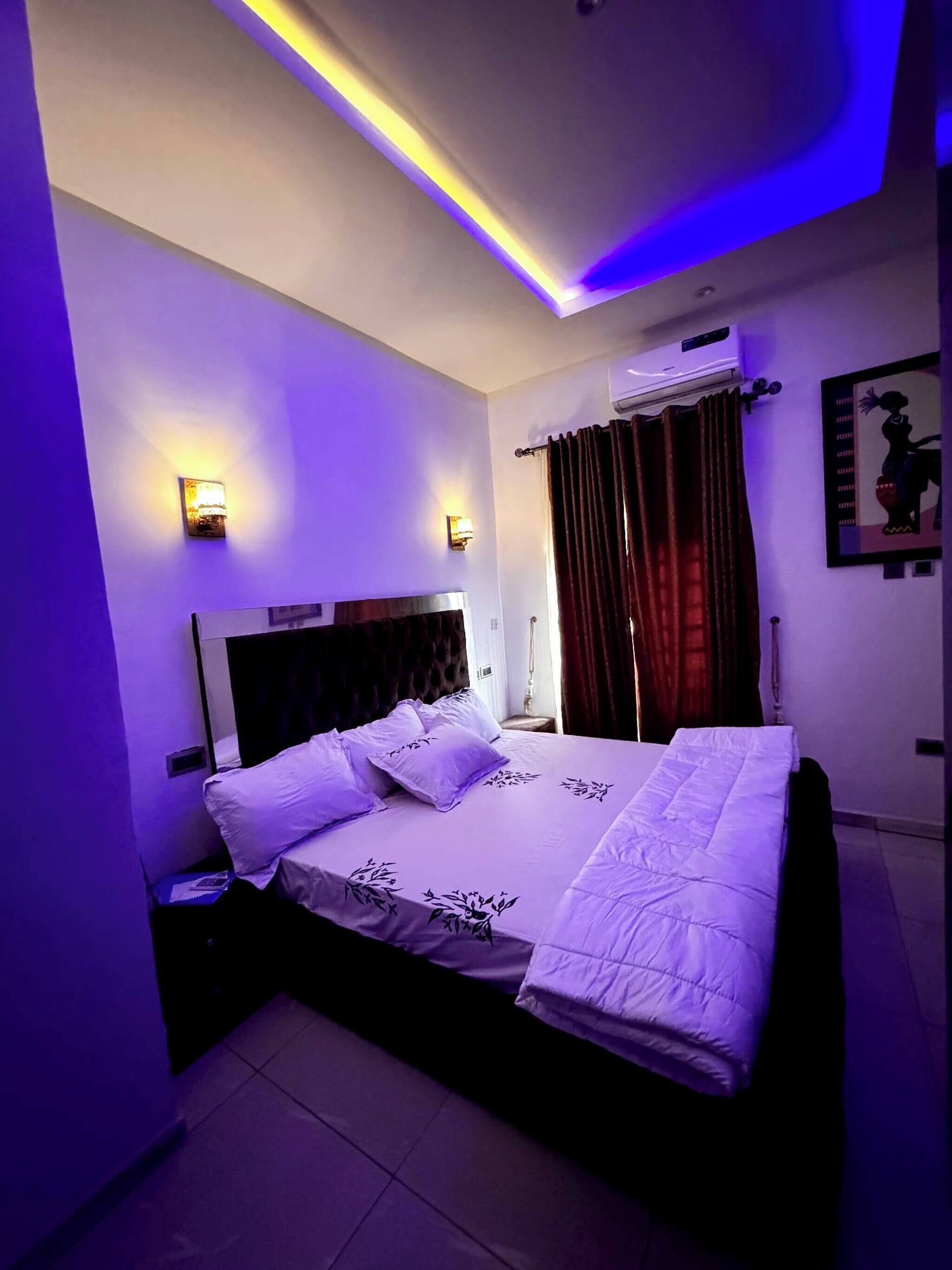 House, 4 Bedrooms, Balcony | 4 bilik tidur 