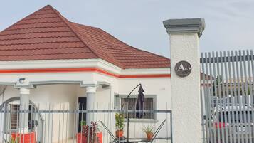 Casa, 4 camere da letto, balcone | Esterni