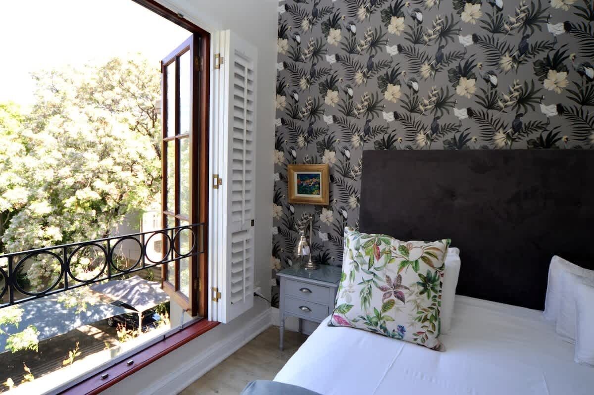 1 Schlafzimmer, Schreibtisch, Bügeleisen/Bügelbrett, Reisekinderbett