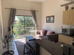 TV, offices - Sunninghill|Wi-Fi with Backup|Shops nearby (Sandton)