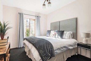 2 Schlafzimmer, Bügeleisen/Bügelbrett, WLAN, Bettwäsche