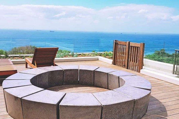 Enjoy spectacular sea views from the roof top pool - 1 of 3 in the complex.