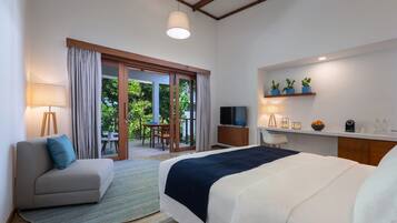 In-room safe, iron/ironing board, travel cot, free WiFi