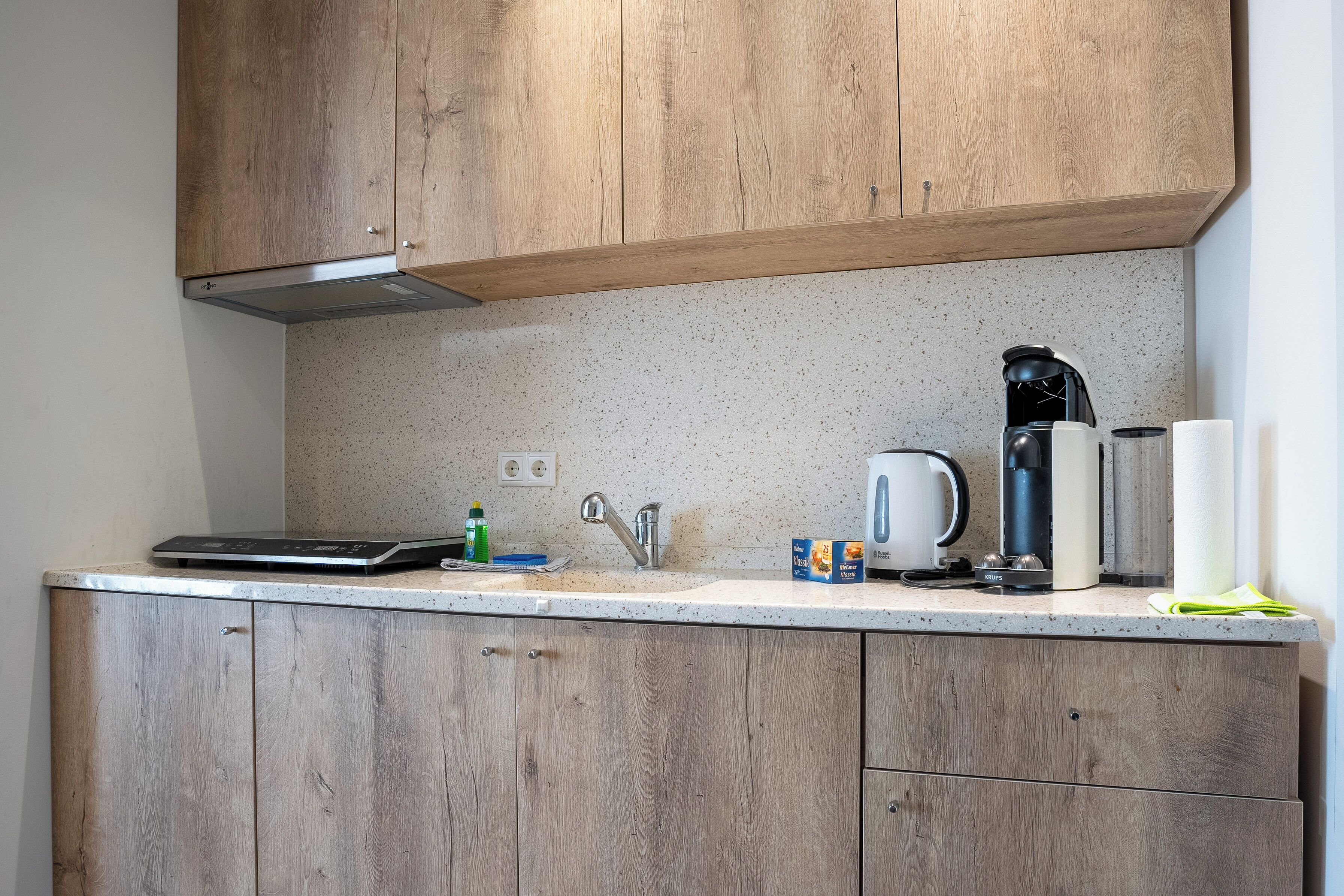 Comfort-Studio, Nichtraucher, Stadtblick | Eigene Küche | Espressomaschine, Wasserkocher mit Kaffee-/Teezubehör, Wasserkocher
