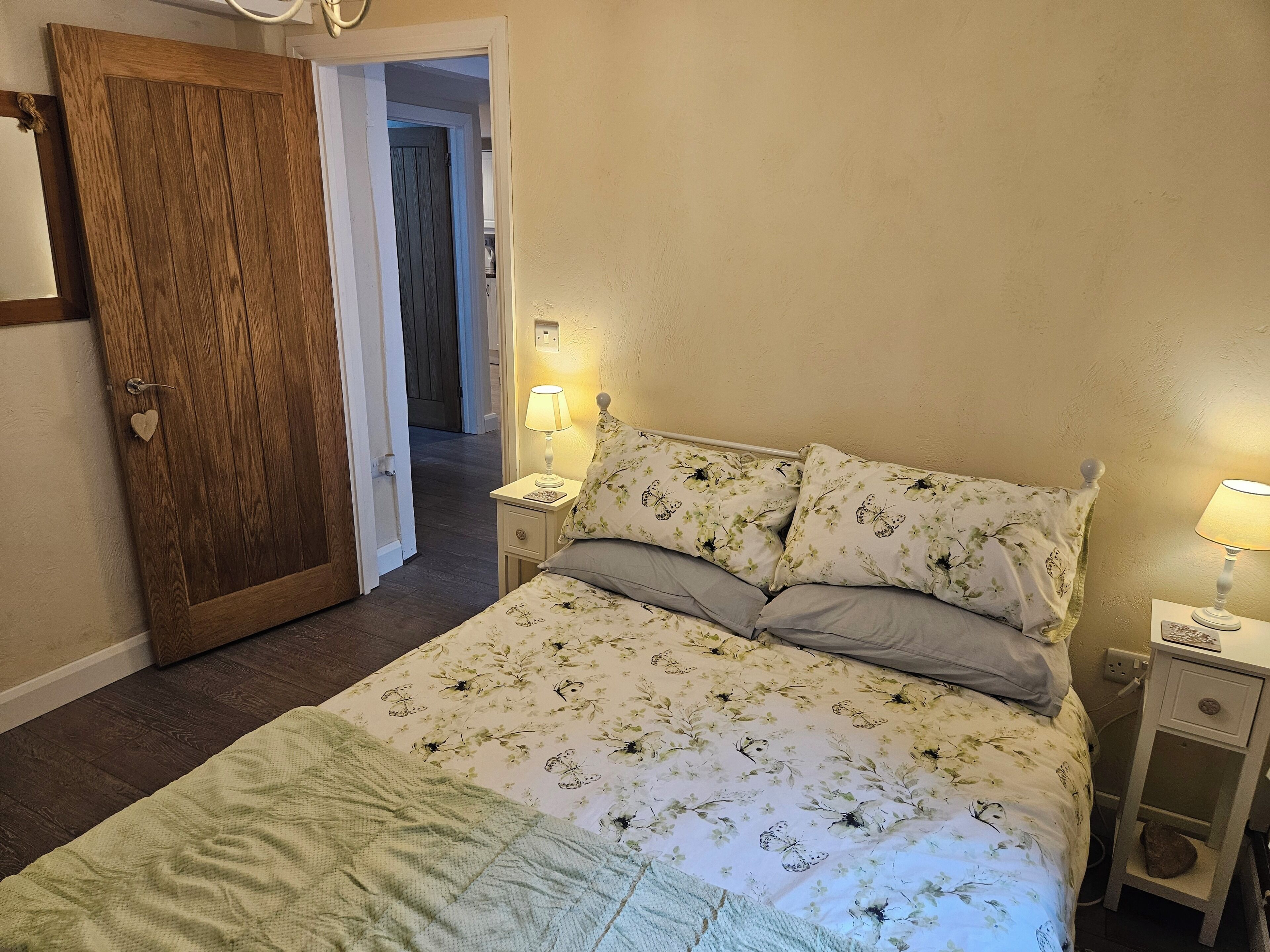 2 slaapkamers, wifi, beddengoed