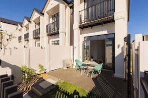 Apartment, 2 Bedrooms, Balcony, City View | Balcony - Central CBD Luxury 2 Bed Bliss By Town Hall,casino, Restaurants, Shopping (Christchurch)