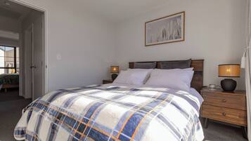 Apartment, 2 Bedrooms, Balcony, City View | 2 bedrooms