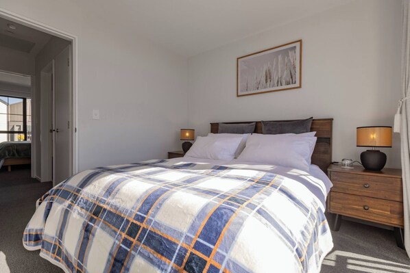 Apartment, 2 Bedrooms, Balcony, City View | 2 bedrooms