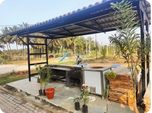 Encanto Farmstay Resort - A Spacious 6-bedroom resort in tranquil Mysuru with AC