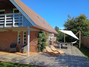 House | Outdoor dining - 5 Star Holiday Home in Albaek (Aalbaek)