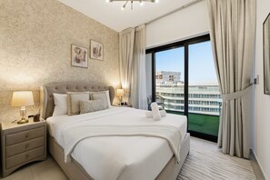 1 soverom, safe på rommet, strykejern/-brett og wi-fi (inkludert)