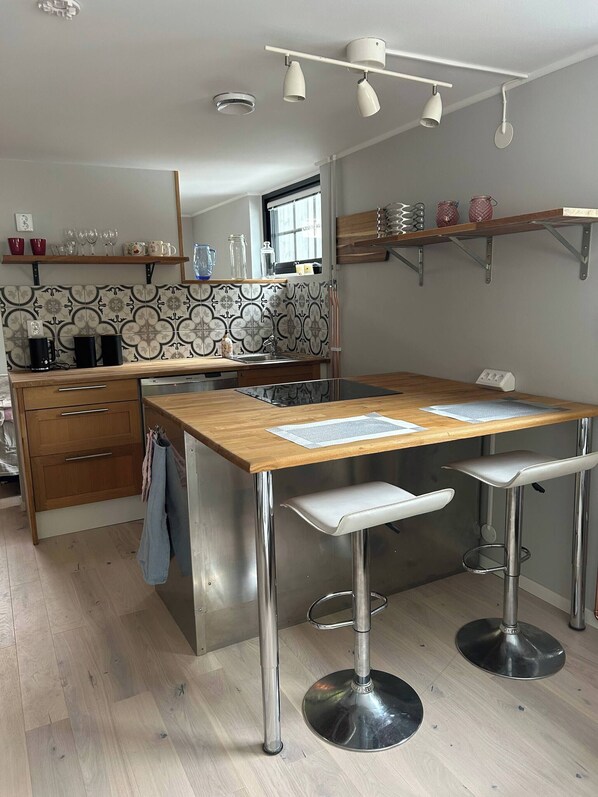 Apartamento, 1 habitación, balcón | Interior