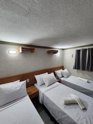Quarto triplo standard | Wi-Fi de cortesia
