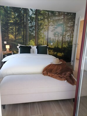 3 bedrooms, WiFi, bed sheets