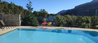 Holiday Home 'Casa do Chapim' with Mountain View, Wi-Fi and Air Conditioning