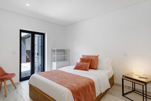 3 bedrooms, WiFi, bed sheets - Holiday Home 'Casa do Chapim' with Mountain View, Wi-Fi and Air Conditioning (Campo do Gerês)
