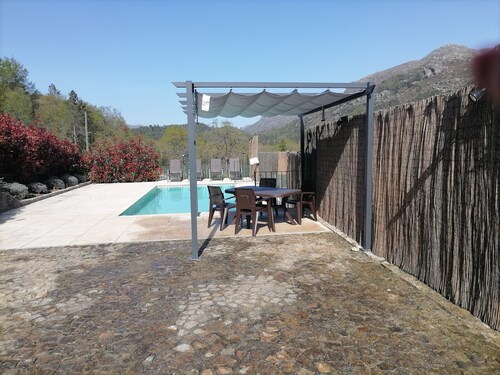 Holiday Home 'Casa Fraga Do Suadouro' with Mountain View, Wi-Fi and Air Conditioning
