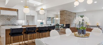 Mid-Century Modern Gem in Historic Georgetown