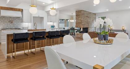 Mid-Century Modern Gem in Historic Georgetown