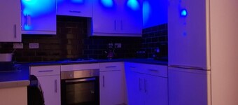 Charming Liverpool Home With Gardens and Parking