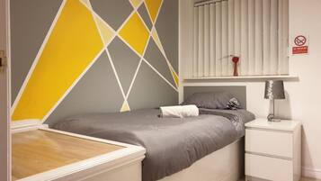 House, 3 Bedrooms, Smoking, Patio