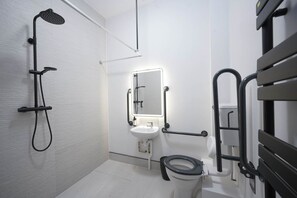 Exterior - Sixty Aparthotel 2bed, Central Cardiff + Parking (Cardiff)