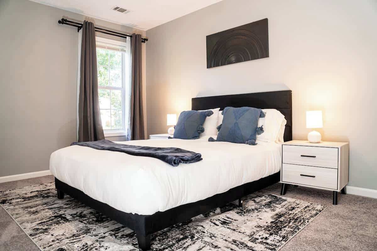 4 bedrooms, iron/ironing board, travel crib, WiFi