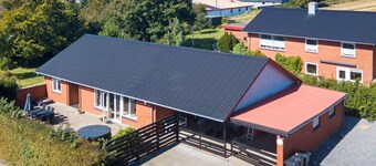 5 Star Holiday Home in Fur