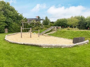 House | Children's area - 5 Star Holiday Home in Fur (Fur)