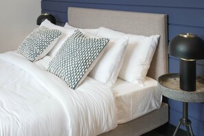 Exterior - Sixty Aparthotel 2bed, Central Cardiff + Parking (Cardiff)