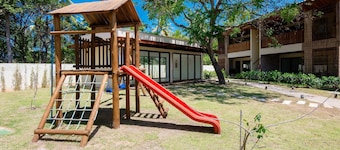 2 Bedroom Apt 800 m From the Beach Tdc0109