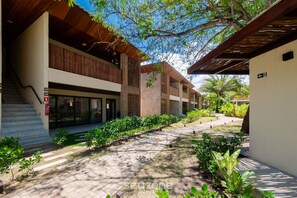 Basic Apartment | Exterior