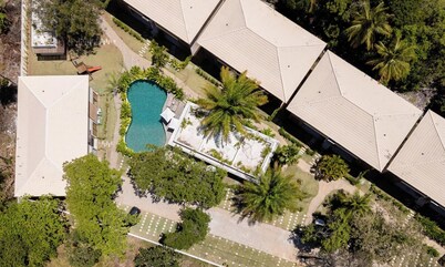 2 Bedroom Apt 800 m From the Beach Tdc0109