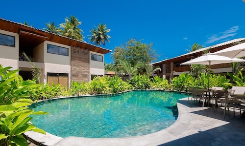 2 Bedroom Apt 800 m From the Beach Tdc0109
