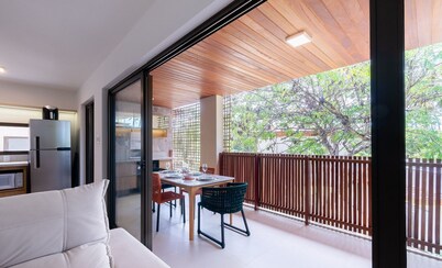 2 Bedroom Apt 800 m From the Beach Tdc0109