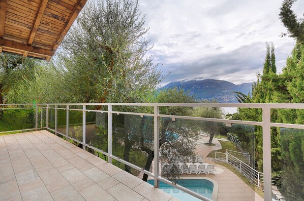 Property grounds - Apartment 'Bungalow Pit Stop' with Lake View, Wi-Fi and Air Conditioning (Brenzone sul Garda)