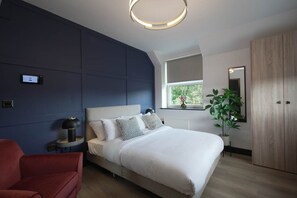 Exterior - Sixty Aparthotelstudio, Central Cardiff + Parking (Cardiff)