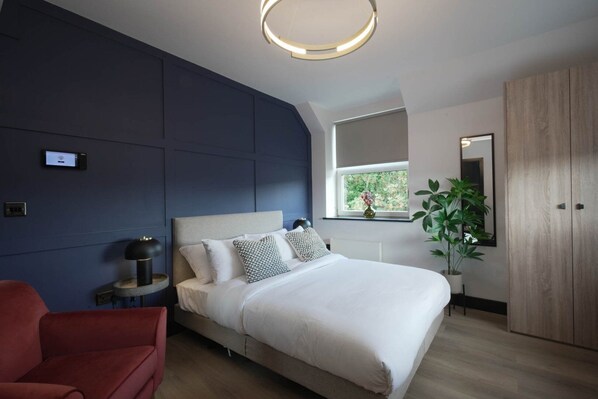 Exterior - Sixty Aparthotelstudio, Central Cardiff + Parking (Cardiff)