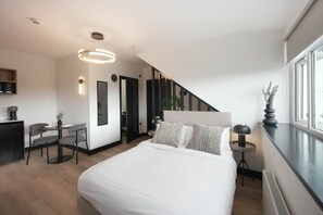 Exterior - Sixty Aparthotelstudio, Central Cardiff + Parking (Cardiff)