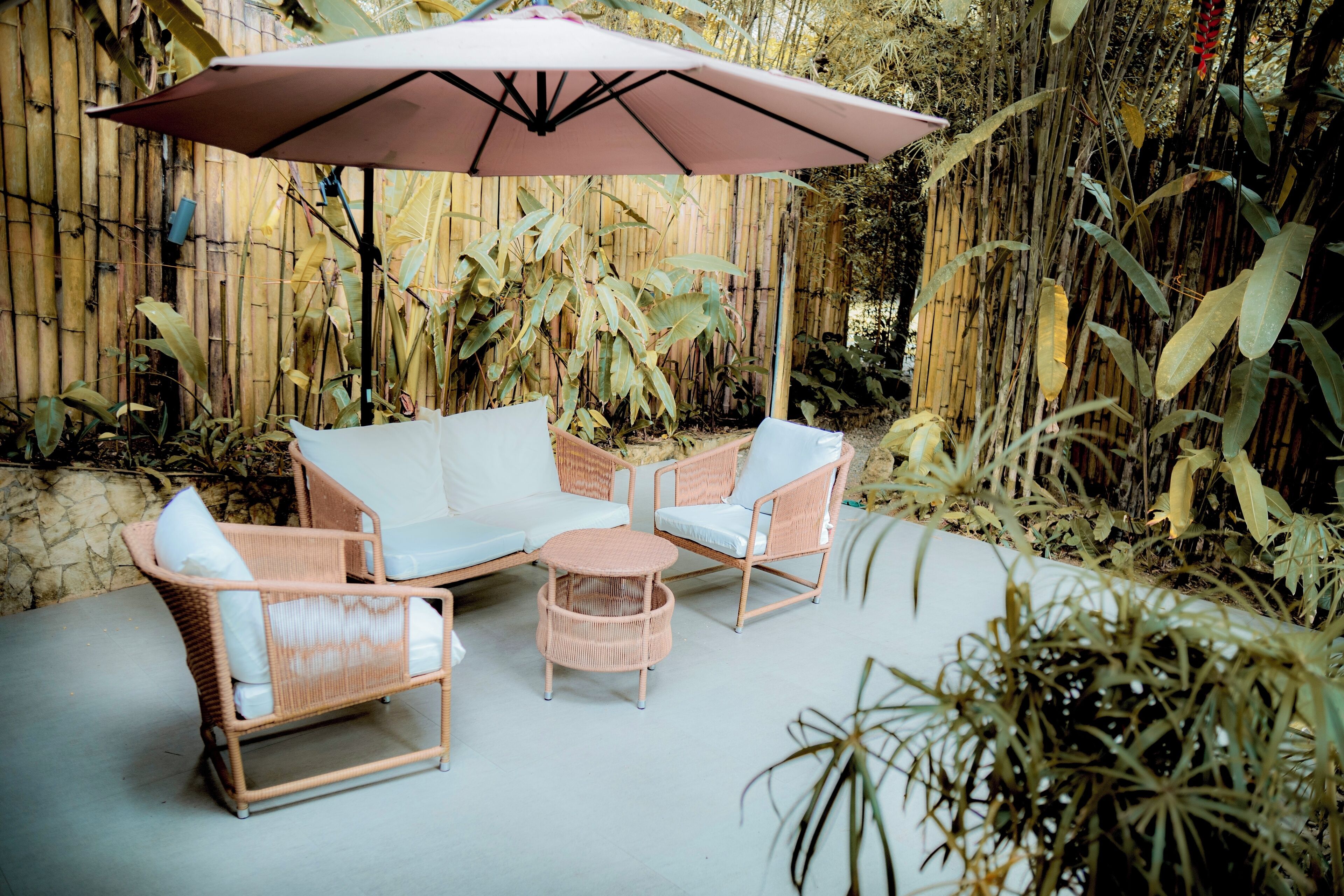 Tenda Keluarga, Beberapa Tempat Tidur, kolam renang pribadi, pemandangan kolam renang | Dapur pribadi