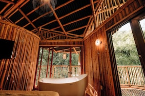 Trehytte – honeymoon, privat basseng, elveutsikt | Fjellutsikt