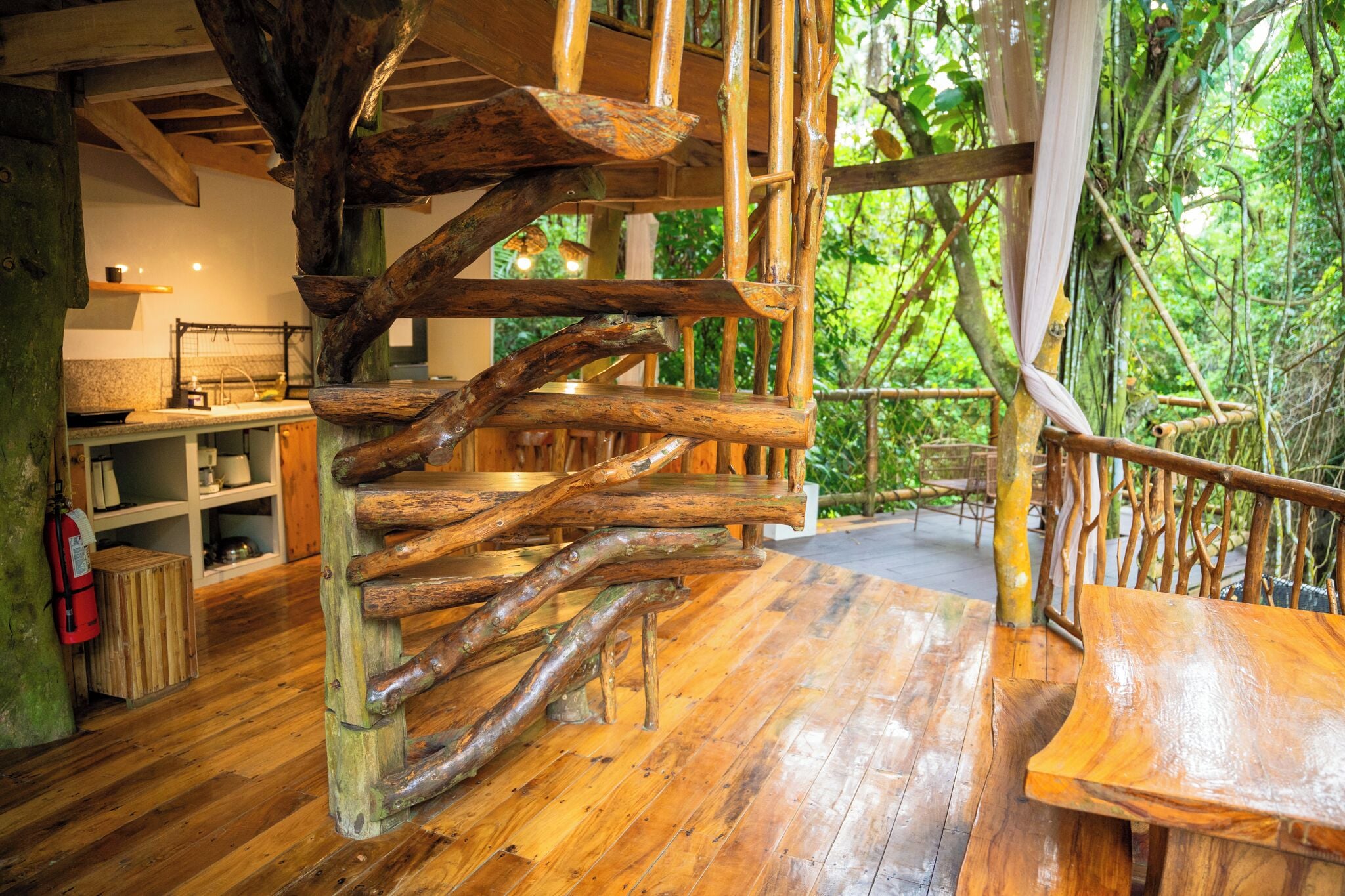 Casa de lujo en un árbol, vistas al río, junto a la montaña | Wifi gratis