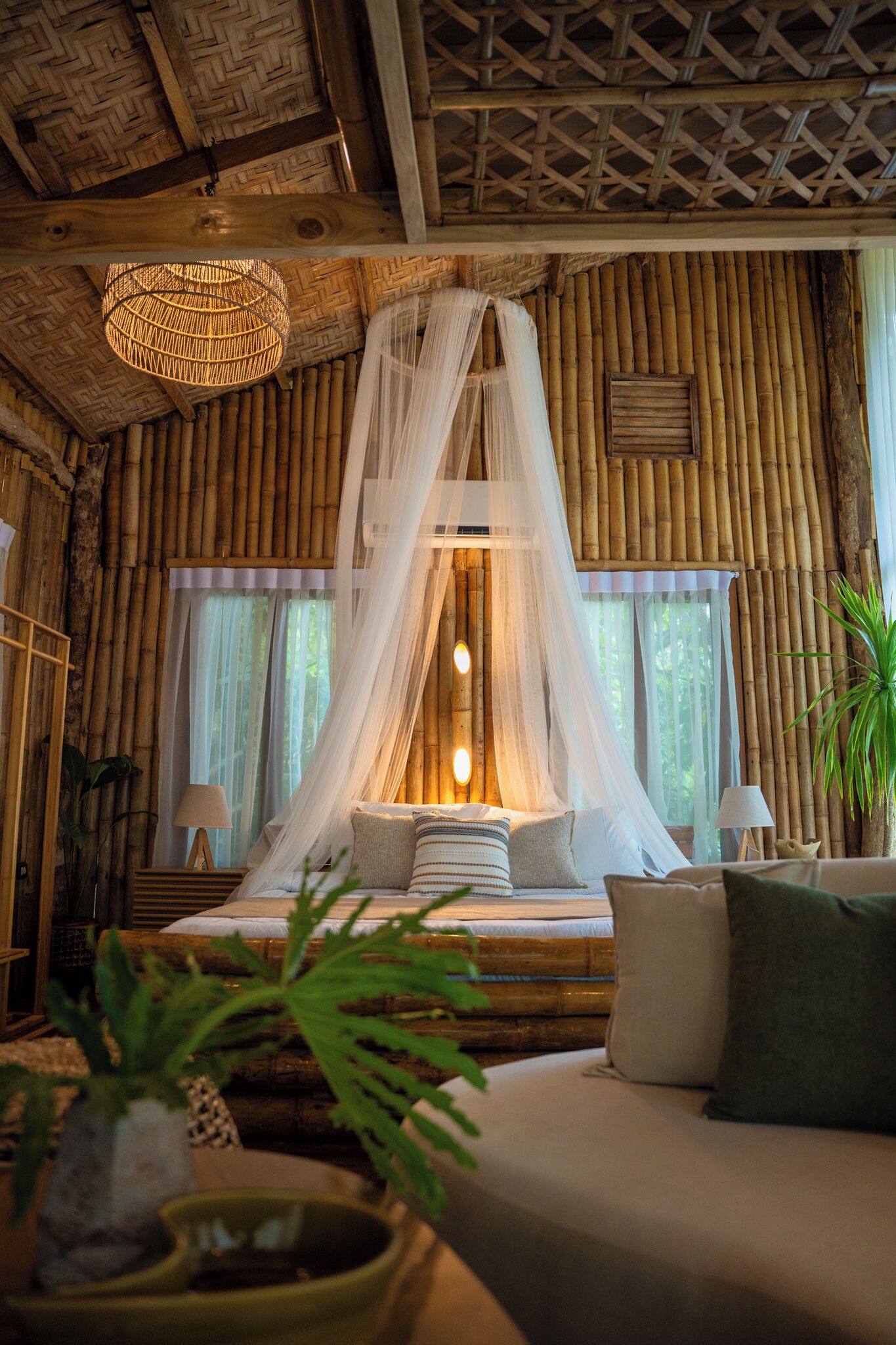 Luxury Villa, Private Pool, River View | Free WiFi
