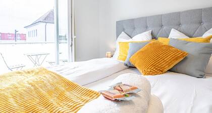 Comfortable Room w/Air Condition @The Danube River