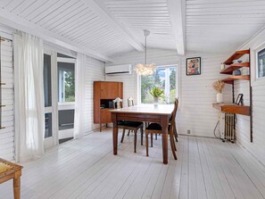 House | Interior - 5 Star Holiday Home in Hojby (Hojby)