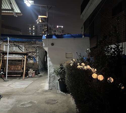 3 minutes to OSAN AB & Songtan Stn - Cozy 2-bedrooms with Patio allowed Pet/BBQ