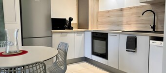 Cottage 'Viogner' with Wi-Fi and Air Conditioning