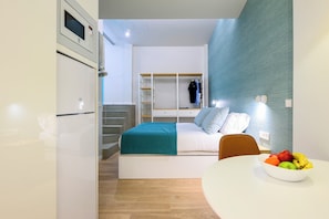 Studio, quang cảnh sân vườn | Khu phòng khách