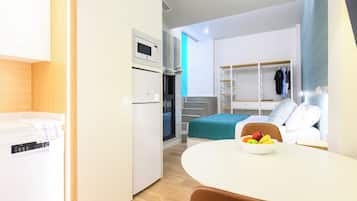 Studio, Courtyard View | Living area