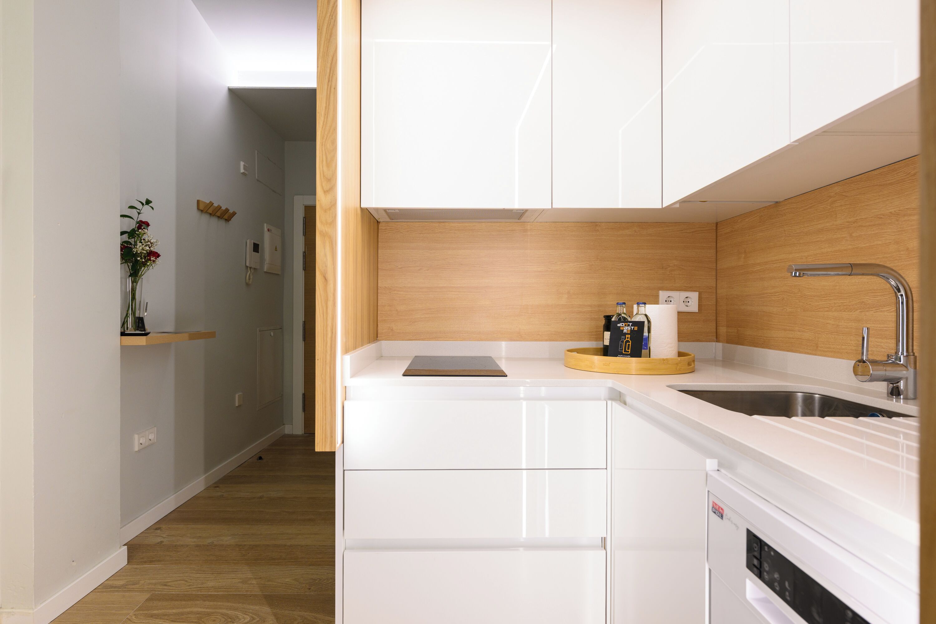 Studio, Blick auf den Innenhof | Eigene Küche